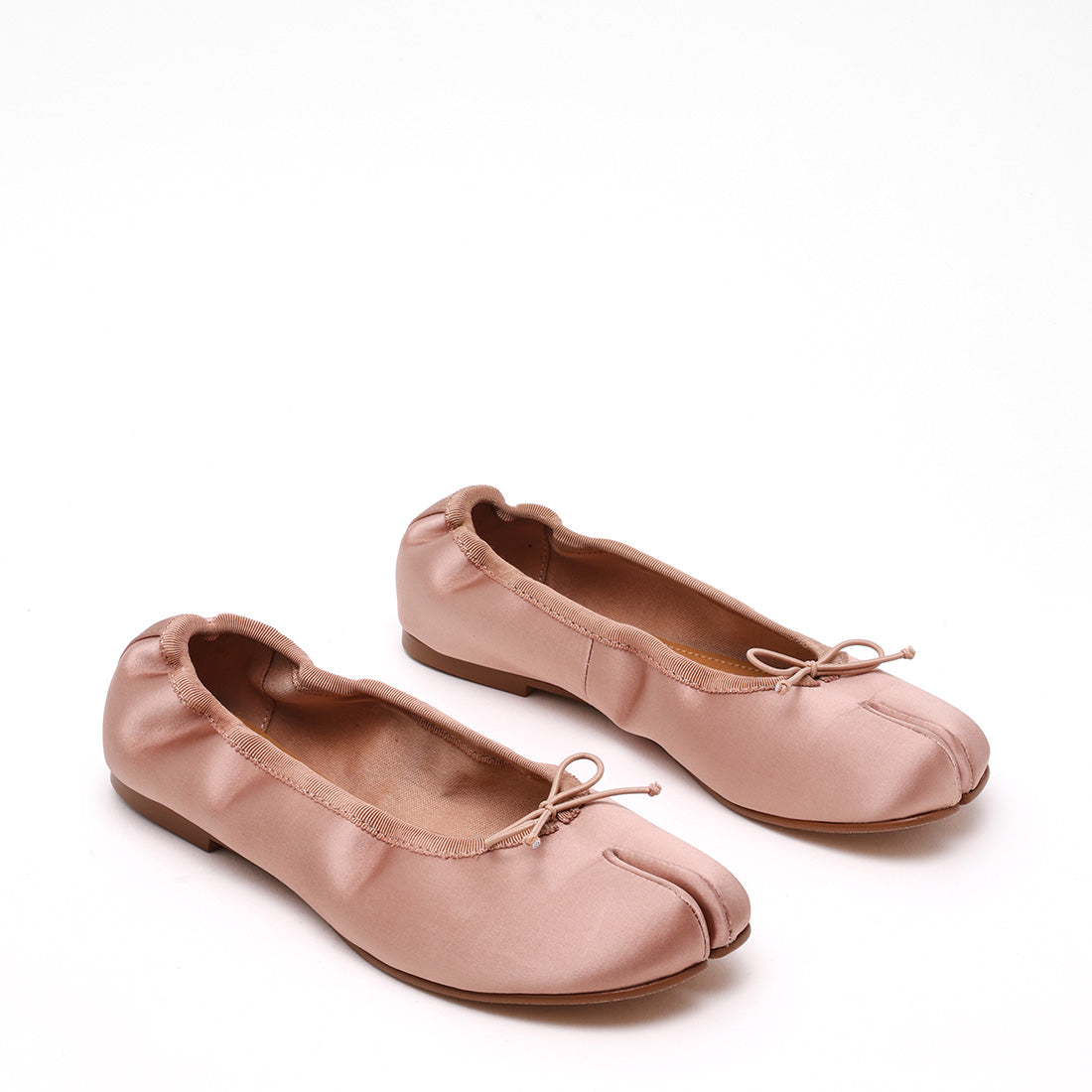 Carin Flat Shoe BLUSH SATIN