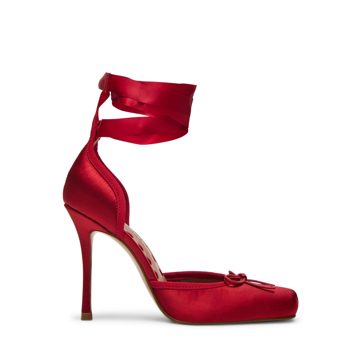 Larina Pump RED SATIN