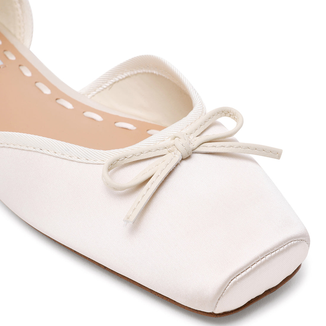 Leonora Flat Shoe IVORY SATIN
